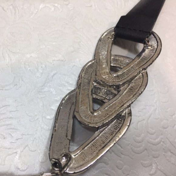 Chico's Black Genuine Leather Fashion Adjustable Silver Buckle Belt Size S/M - Picture 6 of 10